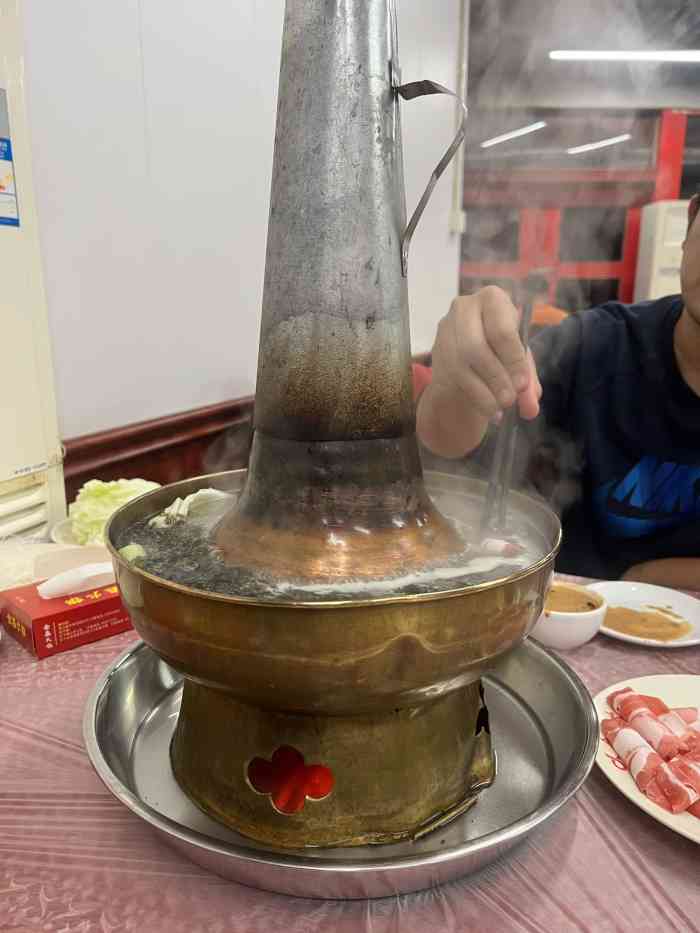 金鑫火锅(佛山苑店)-"还是更喜欢这种老式火锅,大概是因为麻汁和.