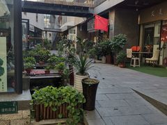 -泉乐坊步行街(烟酒特产平价超市店)