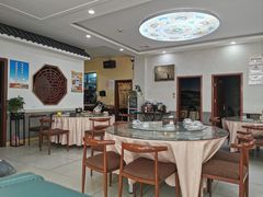 -壹阁胡羊焖饼(特色小吃街店)