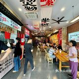 南宁东葛路内街对面！一周也就吃56789次…