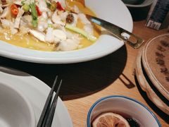 -蜜桃餐厅·伴山(绿宝广场店)