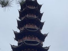 -龙华寺