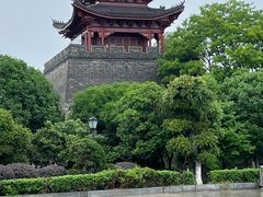 -巴陵广场