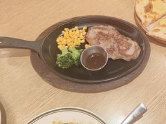 -摩欧客意式餐厅(高新活力汇店)