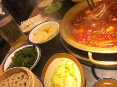 -王婆乔鲜鱼自助火锅(蜀汉路店)