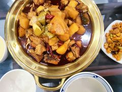 -牛一嘴·兰州牛肉面·大盘鸡(财富中心店)