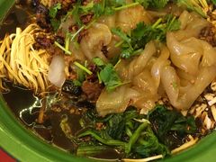 -闯关东东北农家菜(崂山石老人店)