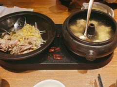 -云海肴·汽锅鸡·云南代表菜(天山百盛优客店)