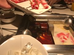 -海底捞火锅鲜切牛肉主题店(长寿路店)