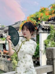 -一揽芳华汉服旗袍体验馆(拙政园店)