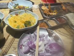 -马路牙子烧烤音乐酒馆(望京店)