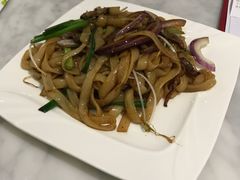 干炒牛河-惠如樓(白云机场T2国际出发店)