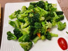 -金牌餐厅·天津菜·八珍豆腐·老爆三(瓷房子店)