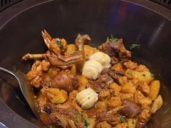 -山河屯铁锅炖·非遗东北菜(南山店)