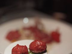雪花松露牛肉丸-左庭右院鲜牛肉火锅黑金店(陆家嘴中心店)