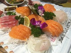 -青瓦餐厅·生鱼片·韩园烤肉(西塔店)