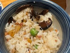 牛肝菌洋芋铜锅焖饭-山茶云南菜(永安里店)