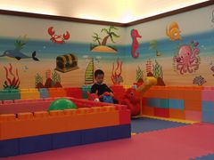 -深圳富苑皇冠假日套房酒店