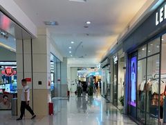 -鸿通城购物中心