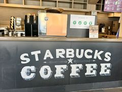 -星巴克(西藏路店)