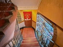 -维吾尔餐厅(宜山路店)