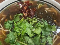 -小马牛肉面·牛骨熬制(南京博物院店)