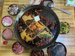 -正南齊北重庆老火锅(光华村直营店)