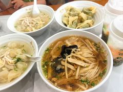 -老西白点心店