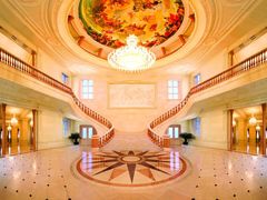 主楼-北京拉斐特城堡酒店