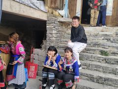 -高荡千年布依古寨旅游景区