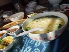 -建新园过桥米线(宝善街店)