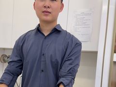 -美式眼镜·授权蔡司.依视路.尼康.豪雅.明月(人民广场店)