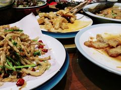 -那家老院子东北菜·饺子·小鸡炖蘑菇(艳华街店)