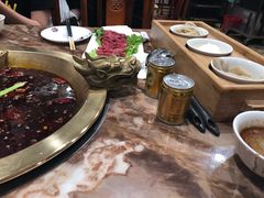 -吴铭怀旧火锅