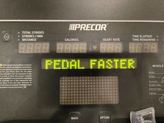 -豪逸健体(中骏广场店)