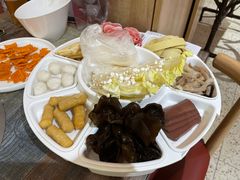 -鸡遇虾煲干锅火锅(小寨金莎店)