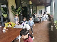 -院子君亭亚洲厨房花园餐厅
