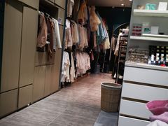 -海马体照相馆(西安高新万达广场店)