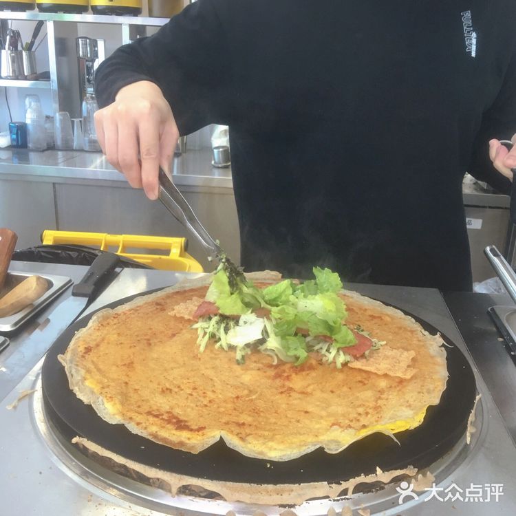 哟哟哟 切克闹，煎饼果子来一套❗️🌯☕️