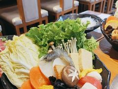 -呷哺呷哺 黄金牧场 (盛世天骄店)