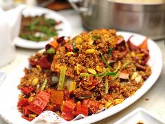桥底香辣蟹-肥仔文澳门猪骨煲(南京西路店)