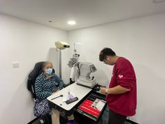 -浮光眼镜·蔡司视觉合作·数字验配中心(陆家嘴店)