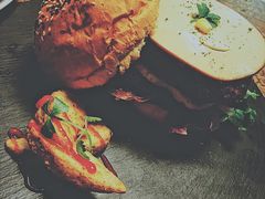 芝士汉堡-HIGH FIVE哈福手工汉堡(桂林路店)