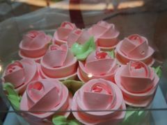 -红宝石·鲜奶小方·海派西点房(莘庄龙之梦店)