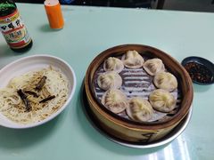 -食惠里小笼包面馆(越秀店)