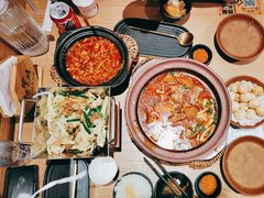 -川堂风·跷脚牛肉·乐山爆炒(宝山日月光店)