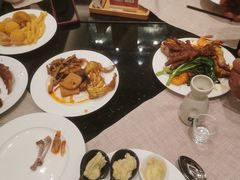 -东方红海鲜百汇(国际大厦店)