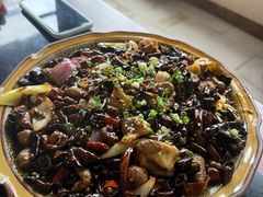 -老来福·非遗酸汤兔(凯旋路店)