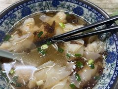 -无名氏宵夜小摊(祝家三姐妹馄饨店)