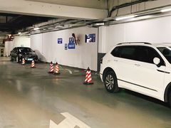 -东方医院南院-停车场